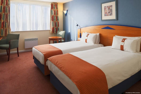 JCT.4 Holiday Inn Express LIVERPOOL - KNOWSLEY M57